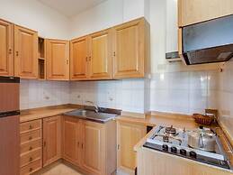 Elegant Apartment on Lake Trasimeno