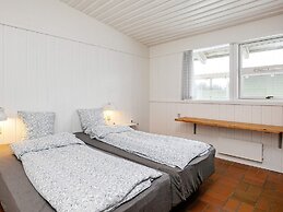 6 Person Holiday Home on a Holiday Park in Gilleleje