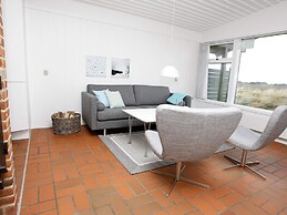 6 Person Holiday Home on a Holiday Park in Gilleleje