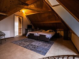 Cozy Holiday Home in Vrouwenpolder Close to the Beach