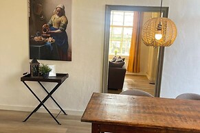 Cozy Holiday Home in Vrouwenpolder Close to the Beach