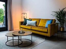 Cozy Holiday Home in Vrouwenpolder Close to the Beach