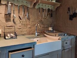 Holiday Home in West Flanders With Garden and Bubble Bath