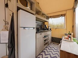 Holiday Home in West Flanders With Garden and Bubble Bath