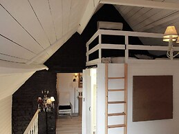 Holiday Home in West Flanders With Garden and Bubble Bath
