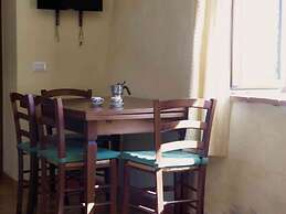Holiday Home in Canossa With Swimming Pool, Garden, Barbecue
