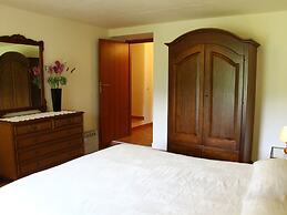 Holiday Home in Canossa With Swimming Pool, Garden, Barbecue