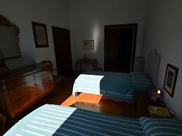 Elegant Holiday Home in Faenza With Garden and Pool