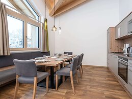 Luxury Chalet in Saalbach-hinterglemm With Sauna