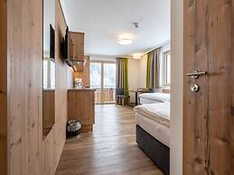 Luxury Chalet in Saalbach-hinterglemm With Sauna