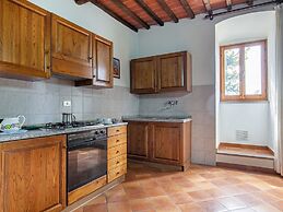 Idyllic Farmhouse in Gambassi Terme-fi With Swimming Pool