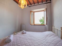 Idyllic Farmhouse in Gambassi Terme-fi With Swimming Pool