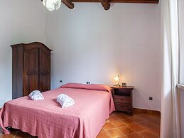 Idyllic Farmhouse in Gambassi Terme-fi With Swimming Pool