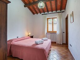 Idyllic Farmhouse in Gambassi Terme-fi With Swimming Pool