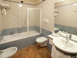 Pleasant Apartment in Santa Maria Degli Angeli With Pool