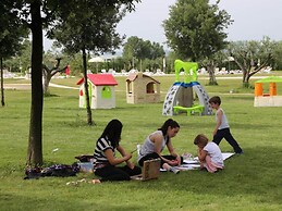 Pleasant Apartment in Santa Maria Degli Angeli With Pool