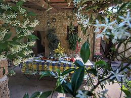 Cosy Farmhouse in Proceno With Swimming Pool