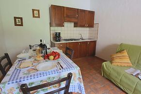 Cosy Farmhouse in Proceno With Swimming Pool