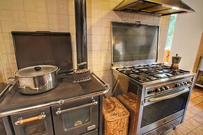 Cosy Farmhouse in Proceno With Swimming Pool