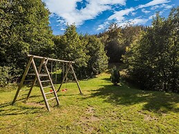 Modern Apartment in Schwalefeld With Garden