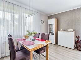 Modern Apartment in Schwalefeld With Garden