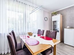 Modern Apartment in Schwalefeld With Garden