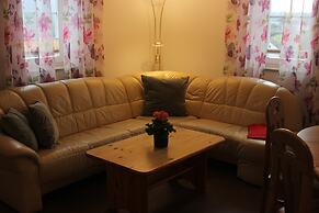 Cosy Apartment in Weissig With Garden