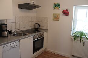 Cosy Apartment in Weissig With Garden