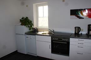 Cosy Apartment in Weissig With Garden