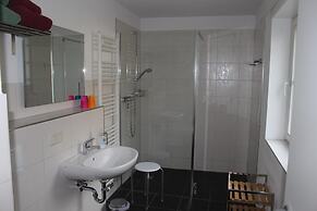 Cosy Apartment in Weissig With Garden