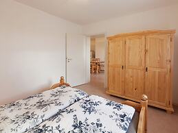 Cosy Apartment in Weissig With Garden