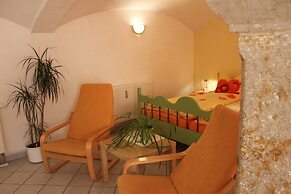 Cosy Apartment in Weissig With Garden