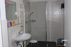 Cosy Apartment in Weissig With Garden