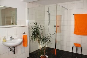 Cosy Apartment in Weissig With Garden