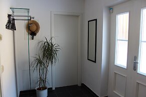 Cosy Apartment in Weissig With Garden