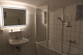 Cosy Apartment in Weissig With Garden