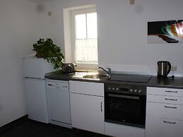 Cosy Apartment in Weissig With Garden