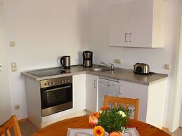 Cosy Apartment in Weissig With Garden