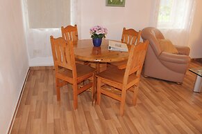 Cosy Apartment in Weissig With Garden