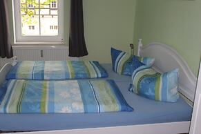 Cosy Apartment in Weissig With Garden