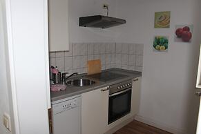 Cosy Apartment in Weissig With Garden