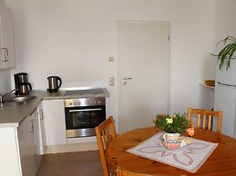 Cosy Apartment in Weissig With Garden