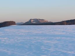 Cosy Apartment in Weissig With Garden