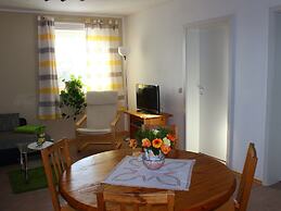 Cosy Apartment in Weissig With Garden
