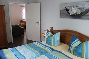 Cosy Apartment in Weissig With Garden