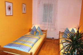 Cosy Apartment in Weissig With Garden