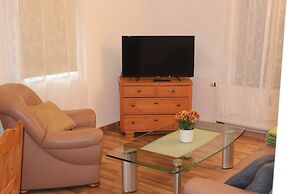 Cosy Apartment in Weissig With Garden