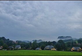 Cosy Apartment in Weissig With Garden