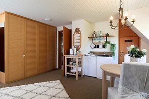 Charming Apartment in Weissenbrunn Near Forest