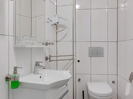 Pleasant Apartment in Oberhausen With a Terrace